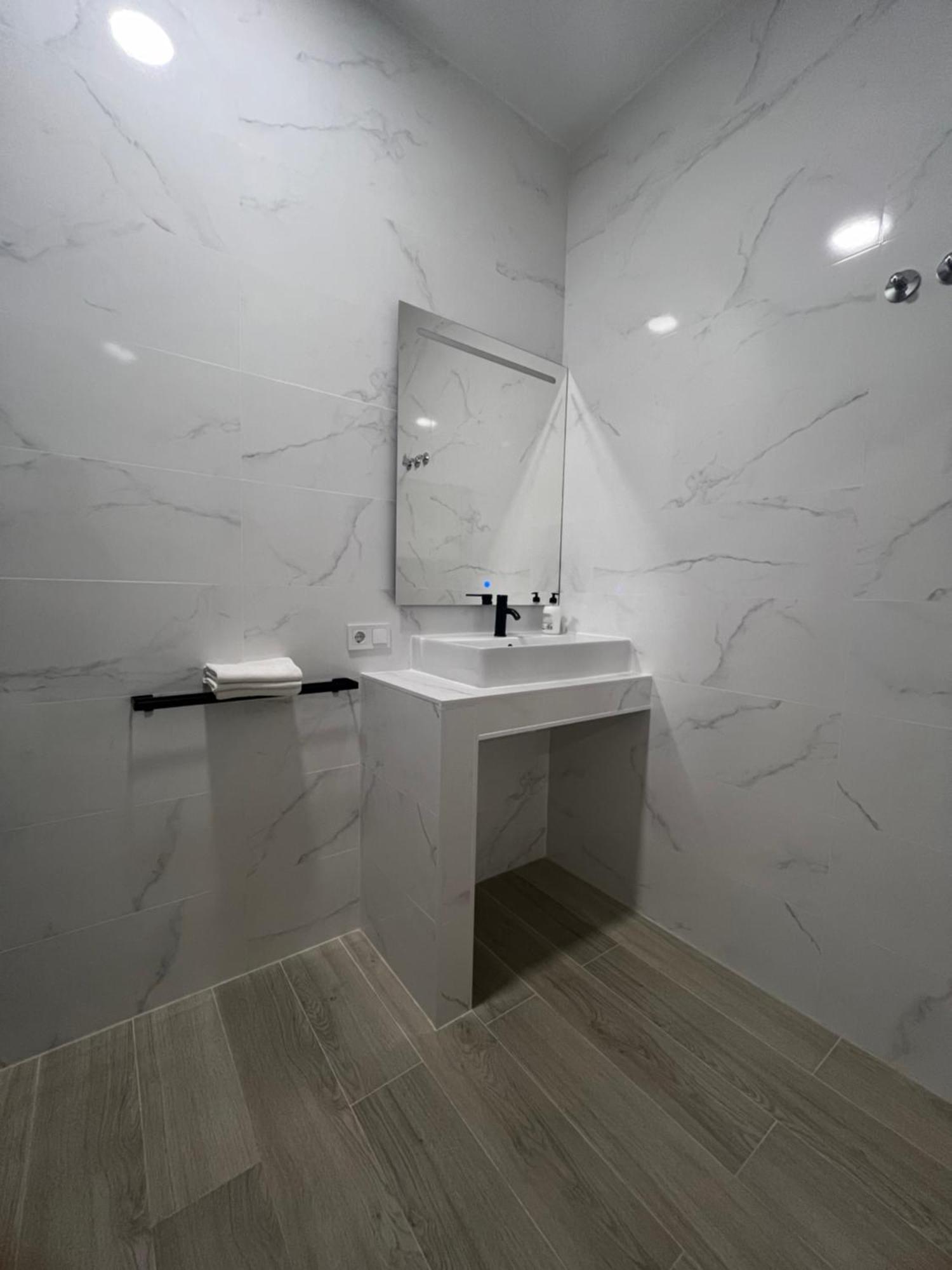 Apartamento Playa Валенсія Екстер'єр фото